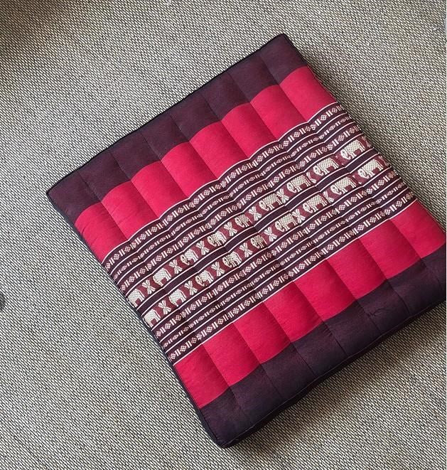 HKM-403603 Square Meditation Cushion - Versatile Cloth Futon for Family Use in Various Colors and Patterns