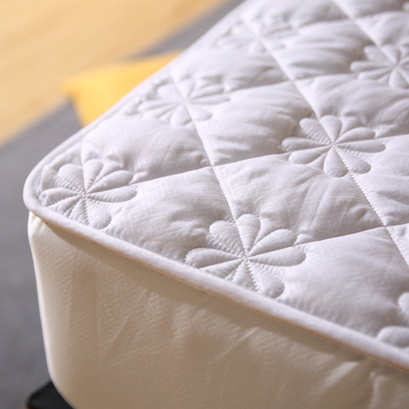 HKM-404179 Non-Slip Polyester Cotton Mattress Protector for Added Safety and Comfort