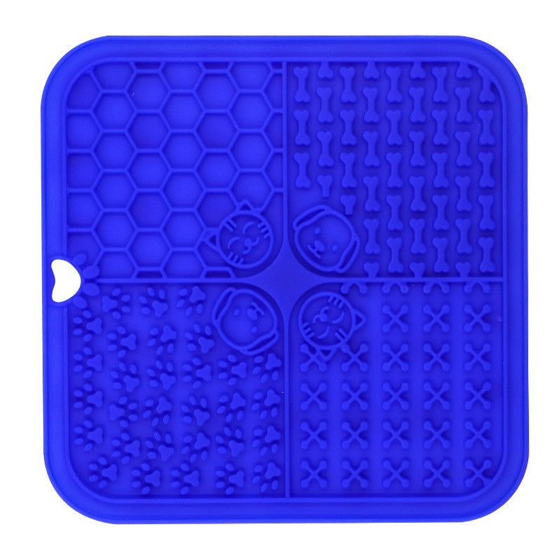 HKM-411155 Silicone Pet Licking Pad and Food Mat with Scraper, 200mm x 200mm