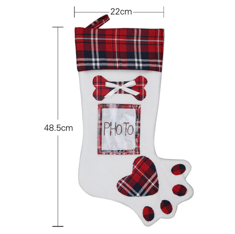 HKM-414035 Dog Claw Holiday Socks Gift Bag – Red & Blue Brushed Cloth Design, 48.5cm x 22cm