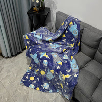 HKM-414739 Luminous Rocket Flannel Blanket - Cozy Polyester Blanket 100x120cm