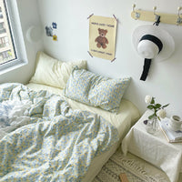HKM-415891 Retro Floral Cotton Bedding Set - Available in Multiple Sizes and Styles