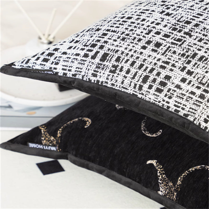 HKM-418835 Three-Dimensional Black and White Leopard Square Pillow Cover