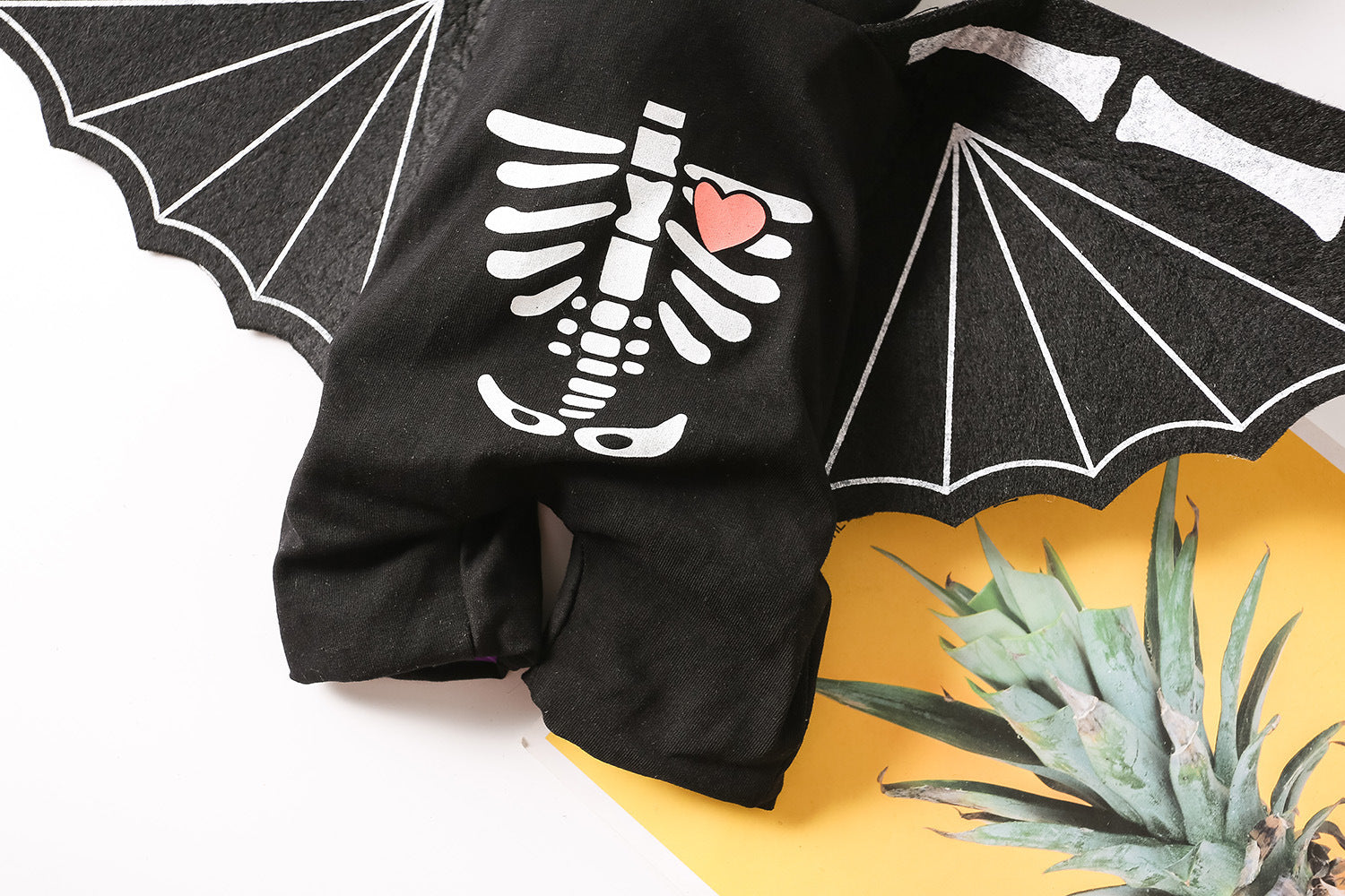 HKM-419795 Black Bat Transforming Dog Outfit, Available in Sizes S, M, L, XL, Made from Durable Cloth