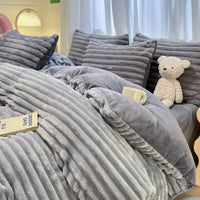 HKM-420179 Dehaired Angora Milk Fiber Thickened 4-Piece Bedding Set with Duvet Cover and Sheets