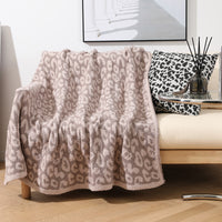 HKM-422803 Leopard Print Fleece-Lined Knitted Sofa Blanket, 130x152CM, Nordic Style, Four Seasons, Available in Multiple Colors