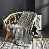 HKM-425107 Waffle Pattern Tassel Woolen Blanket for Sofa - Modern Design 130x170 cm
