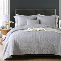HKM-427859 Three-Piece Bedding Set with Randomly Cut Pillowcase Design - Soft Fabric, Easy Care