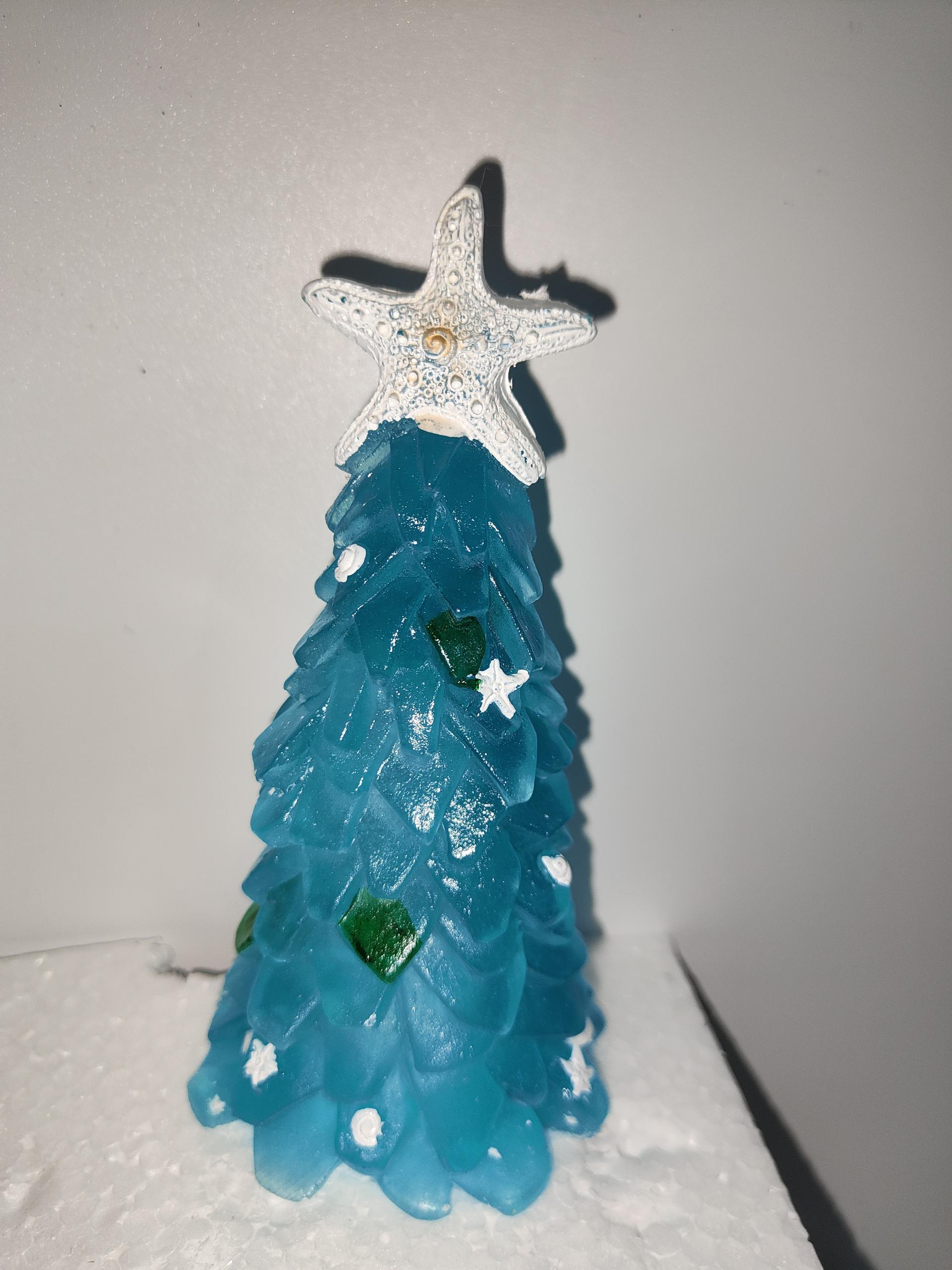 HKM-430995 Blue Christmas Tree Decoration - Unique Glass Ocean-Inspired Design for Festive Decor