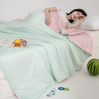HKM-431699 Summer Lightweight Machine Washable Quilt with Cool Fiber and Airable Cover