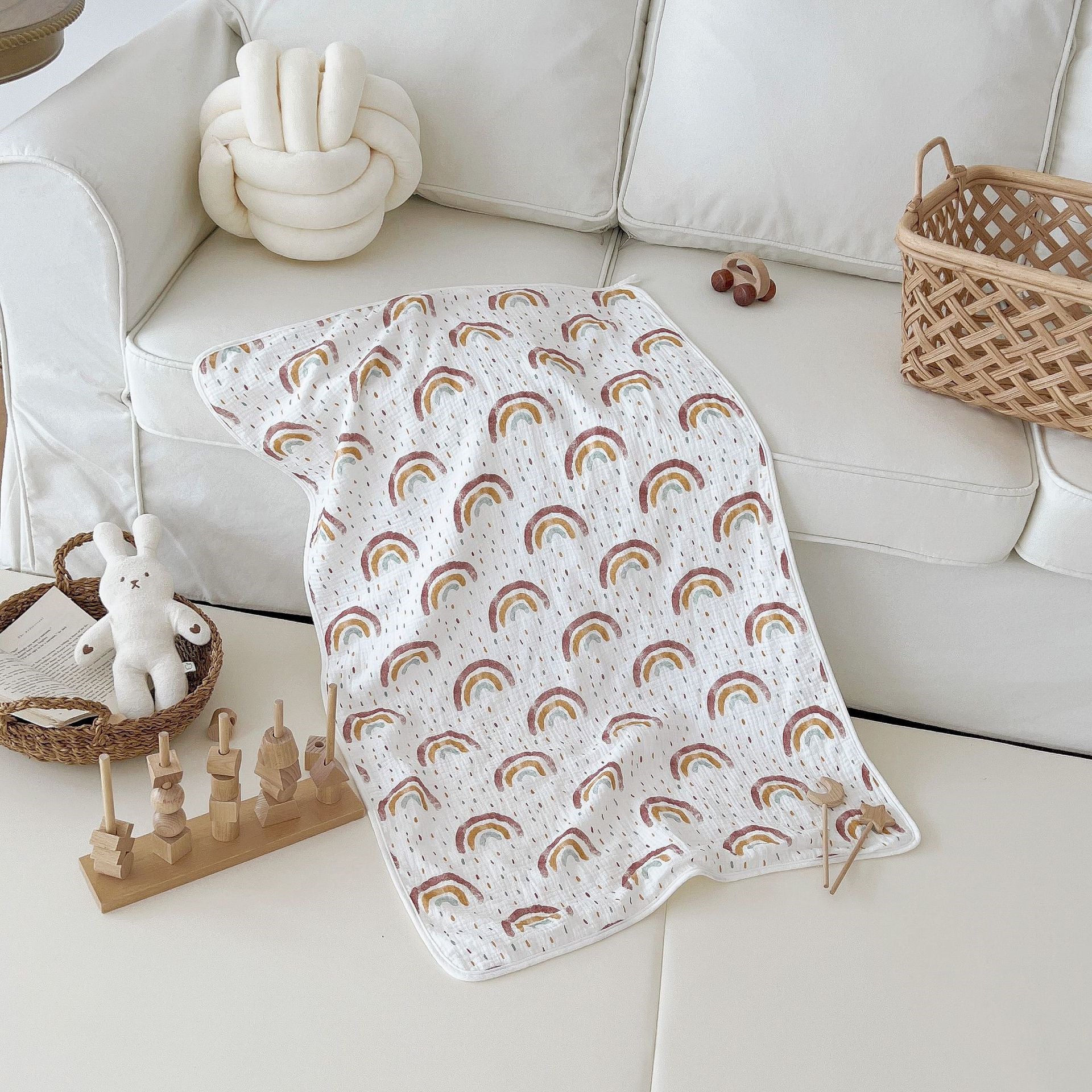 HKM-431955 Cotton Baby Bath Towel - Soft and Durable for All Seasons, Various Cartoon Patterns Available