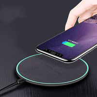 HKM-432595 Aluminum Alloy 10W Wireless Car Charger for Apple, Samsung, Huawei, and Xiaomi Phones
