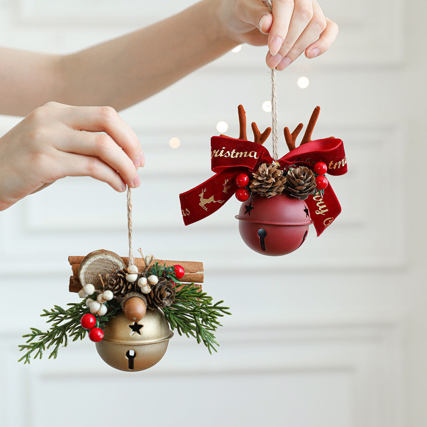 HKM-435795 Jingling Bell Antlers with Bowknot and Pine Cone Mixed Pendant for Festive Window Displays