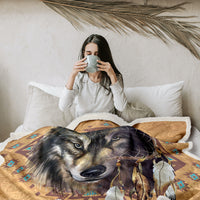 HKM-435987 Cozy Sherpa Fleece Blanket with Fluffy Wolf Head Pattern for Adults and Kids
