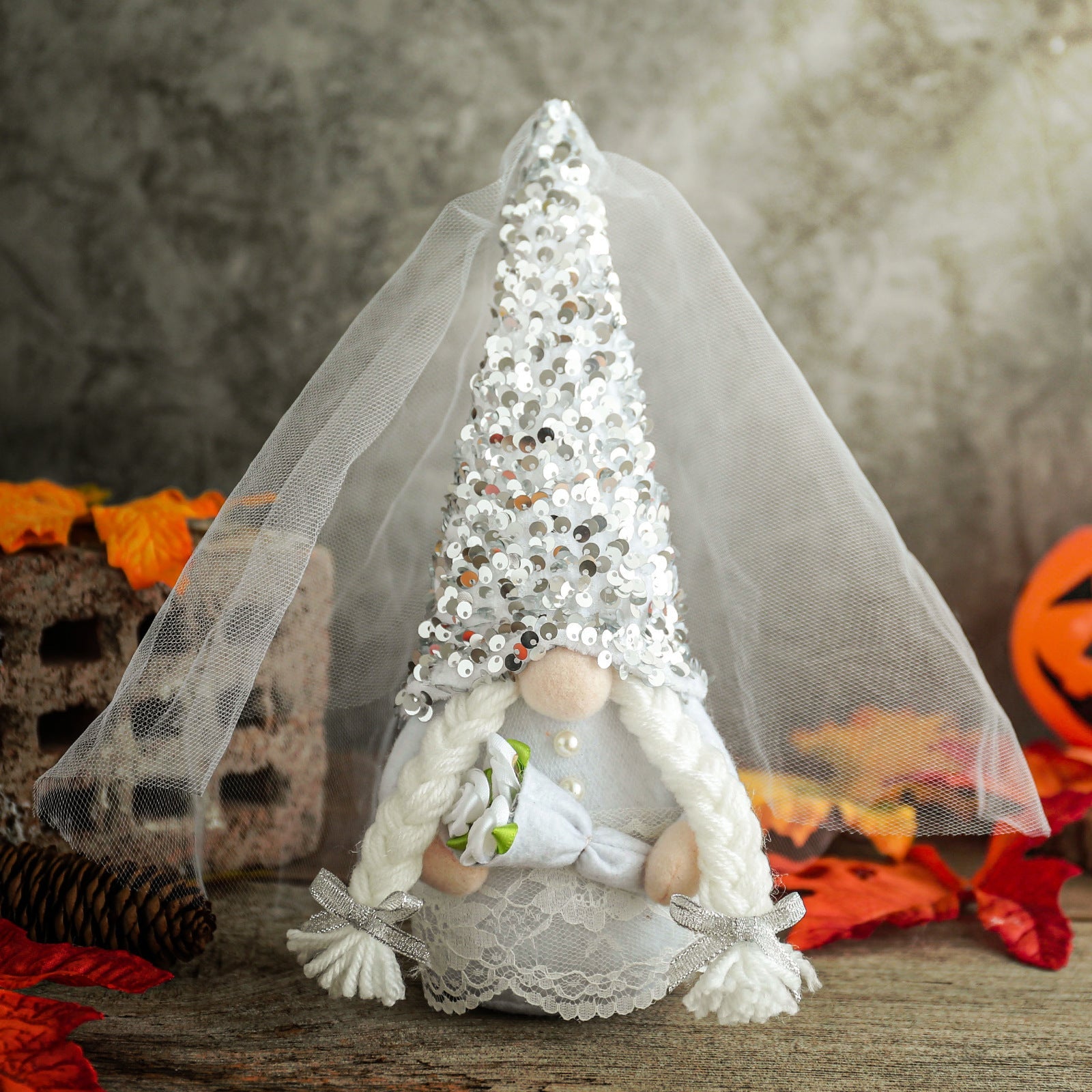 HKM-441683 Creative Wedding Dwarf Faceless Doll for Table Decoration - Groom and Bride Styles