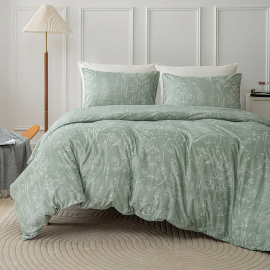 HKM-442579 Hand-Painted Green Plant & Flower Quilt Set - Three-Piece Bedding Collection