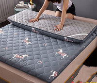 HKM-443219 Thick Cotton Upholstered Mattress with Polyester Fiber Filling and Foldable Design