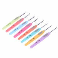 HKM-446035 LED Crochet Hooks Set - 8pcs Multicolor Knitting Needles with Clear Size Markings and Ergonomic Handles