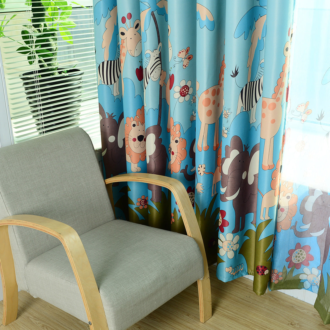 HKM-448659 Animal Paradise Full Blackout Curtains for Kids' Bedrooms, Cotton Fabric, Various Sizes Available