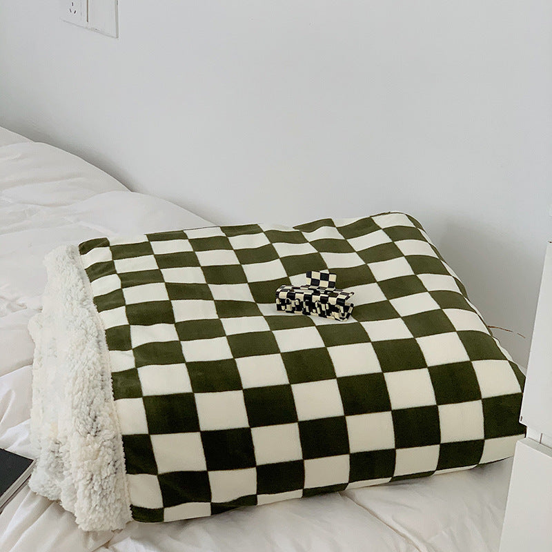 HKM-449811 Nordic Style Thickened Checkerboard Fleece Blanket in Multiple Sizes