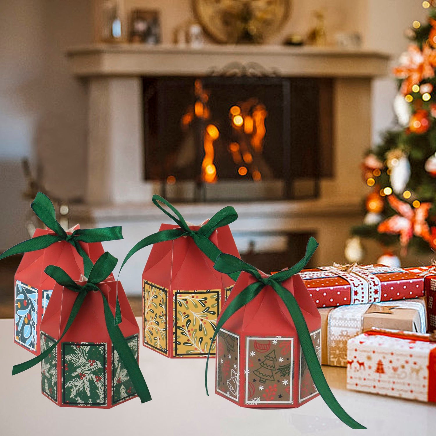 HKM-455379 20-Pack Christmas Treat Boxes with Ribbons in Festive Colors for Holiday Gifts and Party Favors
