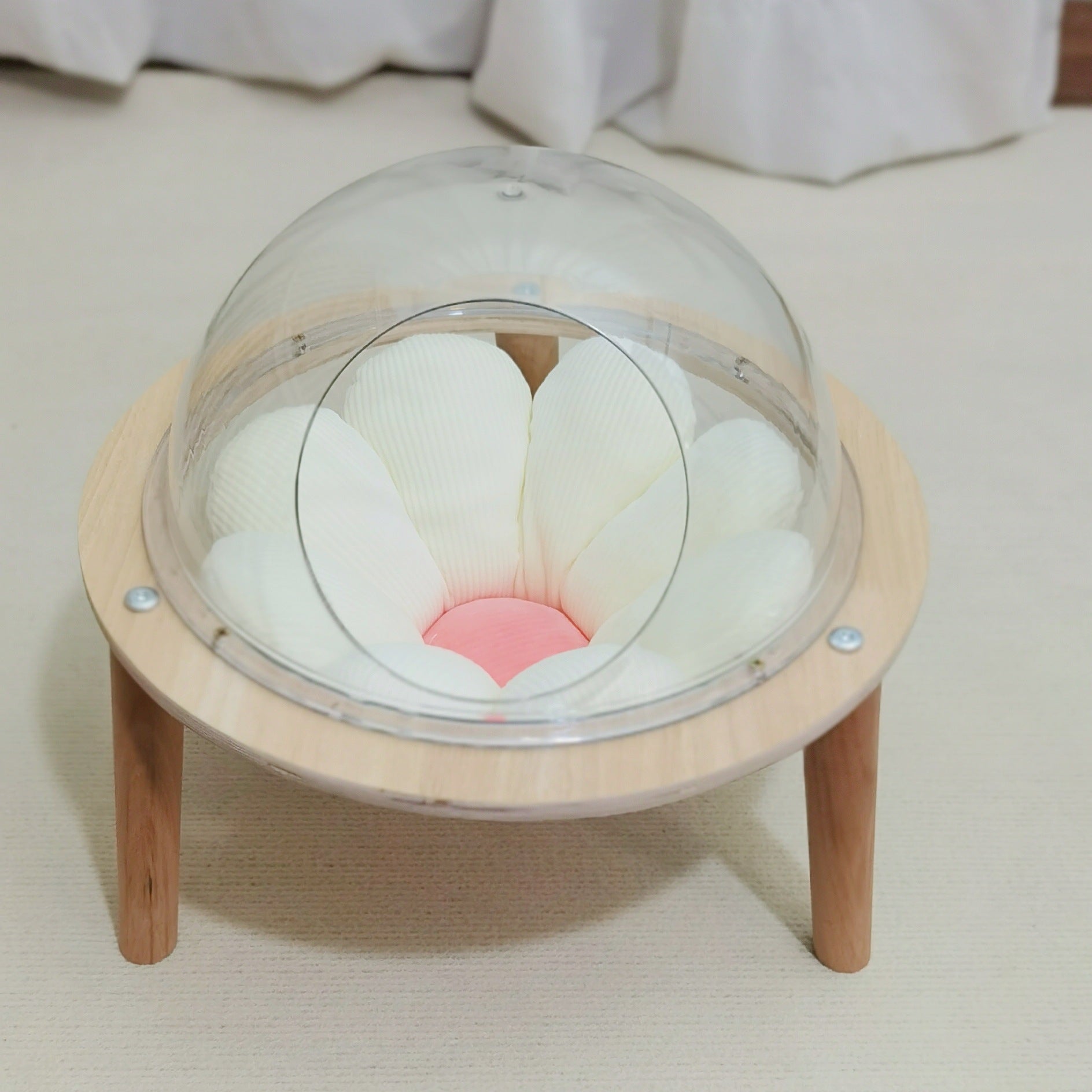 HKM-456531 Transparent Space Capsule Cat Nest with 30cm Inner Diameter
