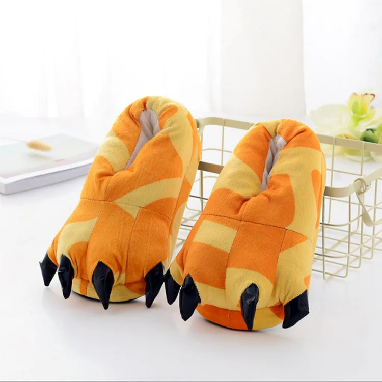HKM-457235 Cozy Plush Dinosaur Claw Slippers for All Ages - Non-Slip Fuzzy Comfort