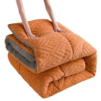 HKM-459027 Thickened Winter Velvet Quilt with Warm Milk Fiber for Cozy Comfort