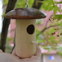HKM-459795 Mushroom-Shaped Wooden Hummingbird Feeder Pendant in Beech Wood
