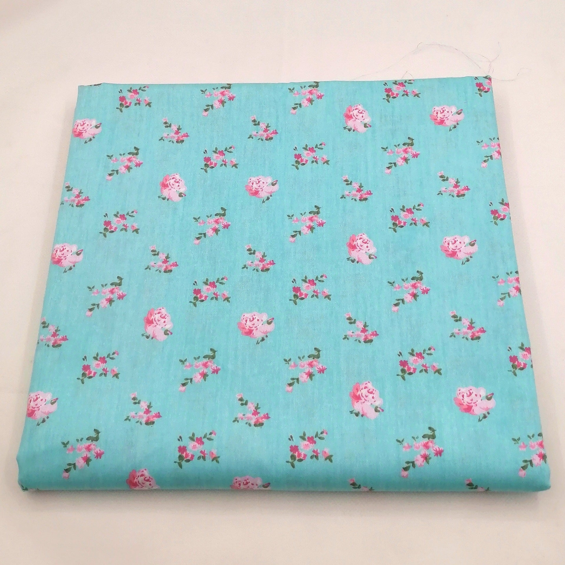 HKM-466131 Cotton Twill Printed Fabric for DIY Handmade Patchwork - Multiple Sizes Available