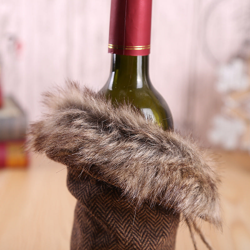 HKM-469523 Christmas Wine Bottle Decoration Set with Santa Claus Design in Red and Champagne Colors