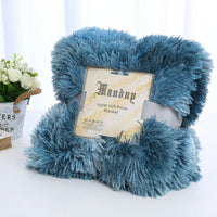 HKM-472979 Double-Layer Plush Blanket with Velvet Touch for Versatile Use and Comfort