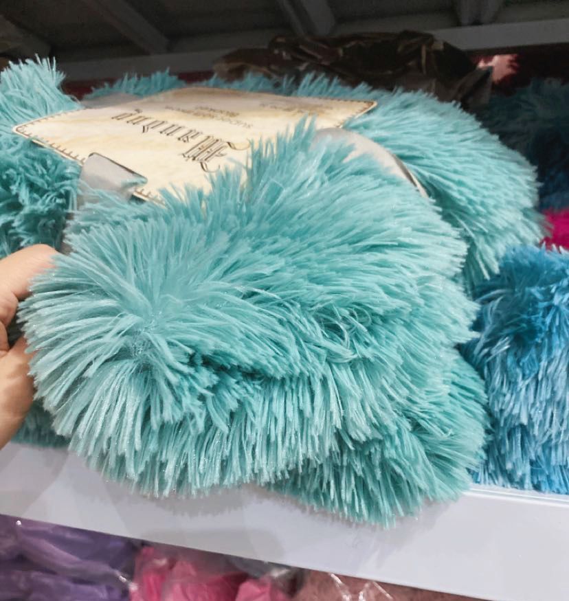 KTX-472979 Double-Layer Plush Blanket with Velvet Touch for Versatile Use and Comfort