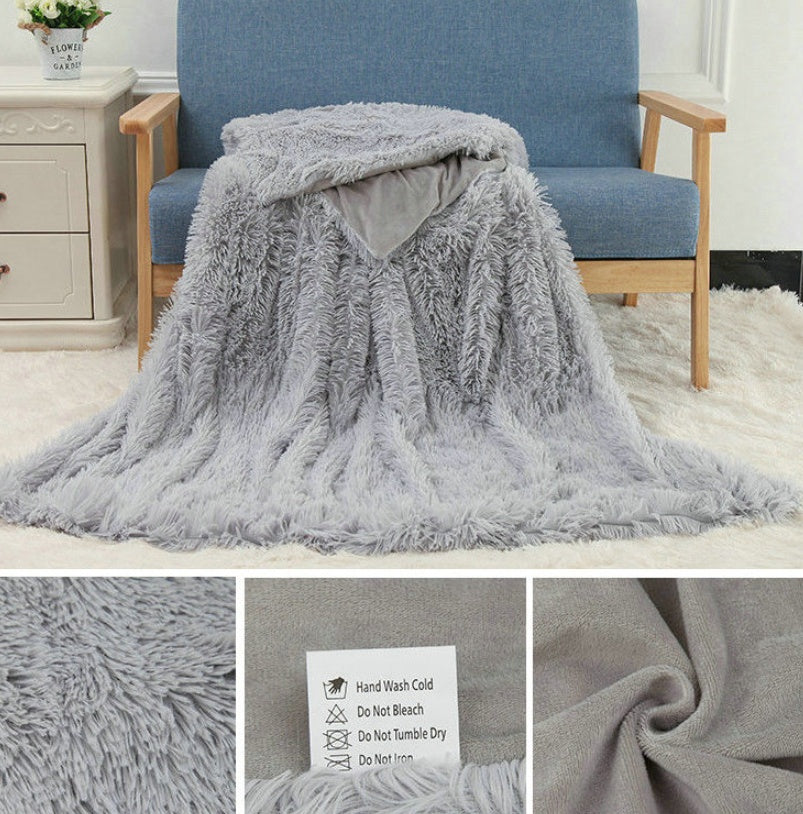 KTX-472979 Double-Layer Plush Blanket with Velvet Touch for Versatile Use and Comfort