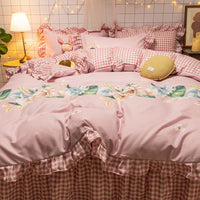 HKM-473363 Sunflower Pattern Polyester Twill Quilt Cover Set with Pillowcases and Bedskirt Options
