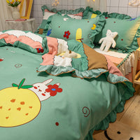 HKM-473363 Sunflower Pattern Polyester Twill Quilt Cover Set with Pillowcases and Bedskirt Options