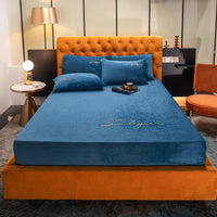 HKM-473683 Coral Velvet Bed Sheet with Crystal Flannel for Simmons Mattress, 180x200-220cm