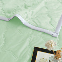 HKM-474195 Ultra Soft Reversible Comforter with Soundwave Design - All-Season Lightweight Bedding for Hot Sleepers, Machine Washable
