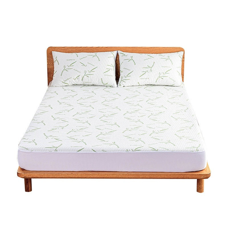 HKM-474515 Bamboo Leaf Waterproof Mattress Protector with Breathable Quilted Design for 1.8m Bed