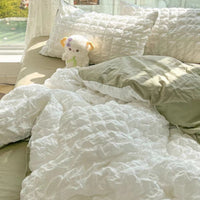 HKM-475347 Cream and Geometric Pattern Washed Cotton Four-Piece Bed Set, Includes Duvet Cover, Pillowcases, and Bed Sheet