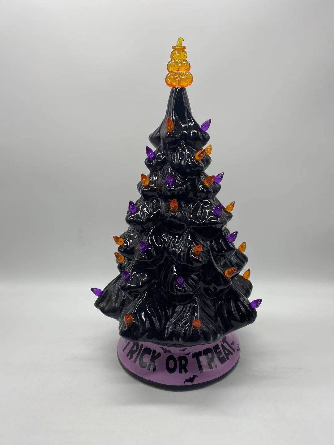HKM-476947 Ceramic Halloween Pumpkin Tree Decoration - Glazed White Pottery Ornament