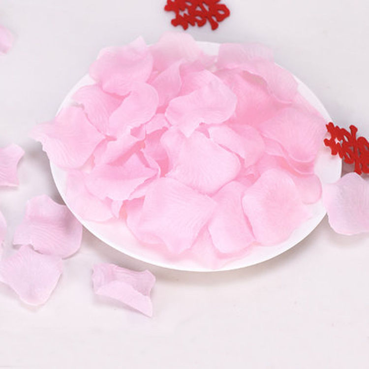 HKM-477651 Silk Rose Petals for Romantic Proposals - Available in Various Colors and Pack Sizes