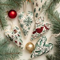 HKM-479763 Heart-Shaped Christmas Decorative Pendant Set - 8-Piece Fabric Embroidery Ornaments
