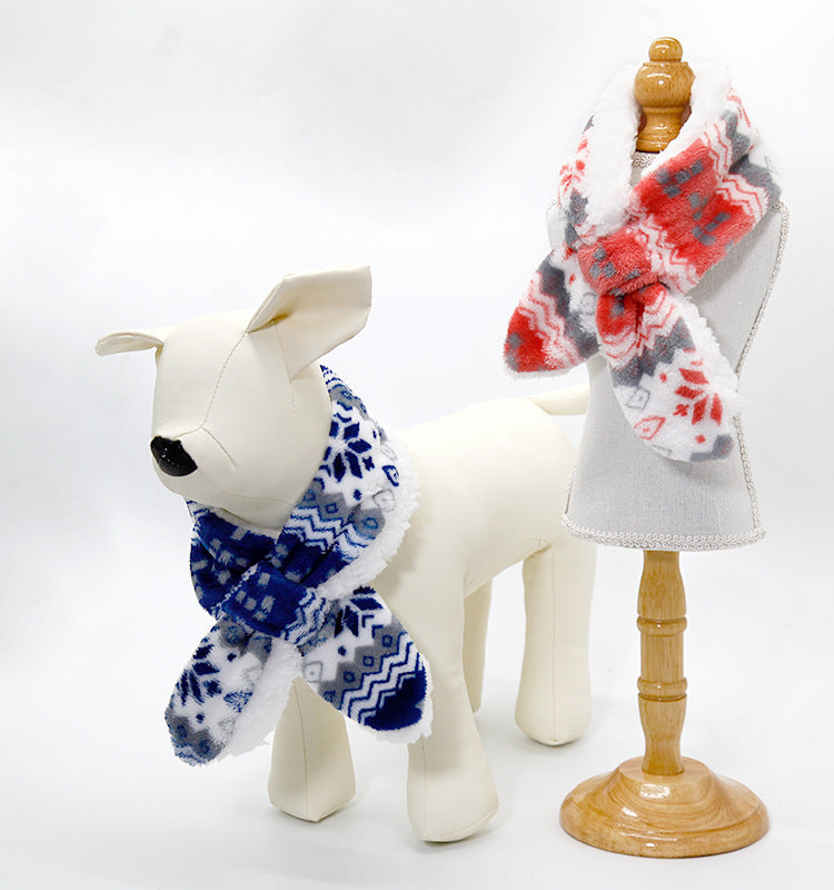 HKM-480211 Cozy Plush Christmas Pet Scarf in Multiple Patterns and Sizes