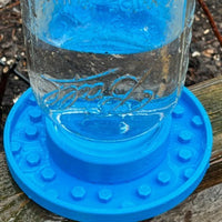 HKM-481363 Hummingbird Bee Feeding Bird Feeder in Vibrant Colors, 17*17*19cm