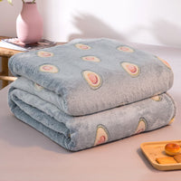 HKM-481683 Flannel Snowflake Velvet Blanket - Soft Fleece for All Seasons