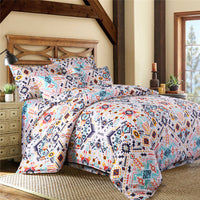 HKM-484883 Bohemian-Inspired Polyester Four-Piece Bedding Set with Duvet Cover and Pillowcases