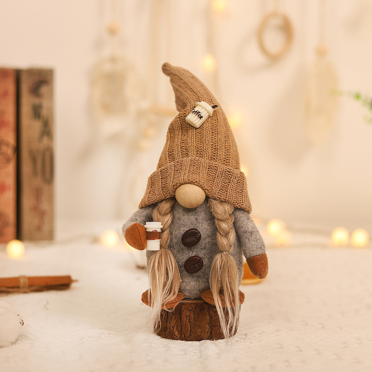 HKM-487827 Couple's Hand-Grinding Coffee Doll Ornaments - Cute Decor for Home or Office