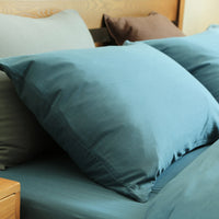HKM-489939 Cotton Four Piece Bedding Set in Various Sizes - Soft and Cozy Mattress Cover, Quilt Cover, and Pillow Cases