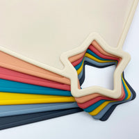 HKM-490067 Solid Color Silicone Placemat for Children - Non-Slip, Food Grade, Easy to Clean